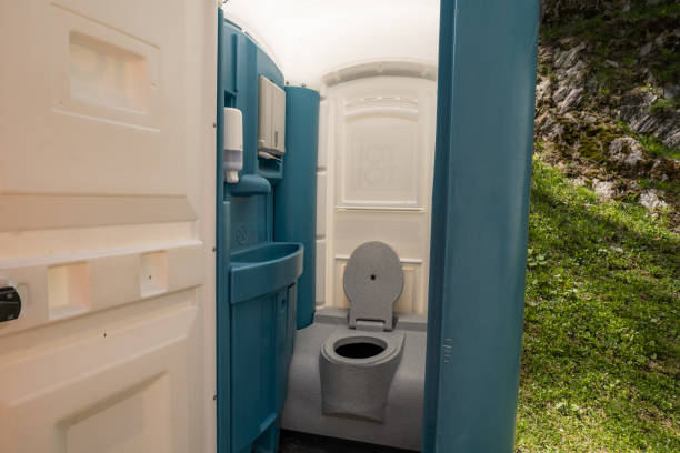 Best Portable restroom trailer rental  in Oxford, NC